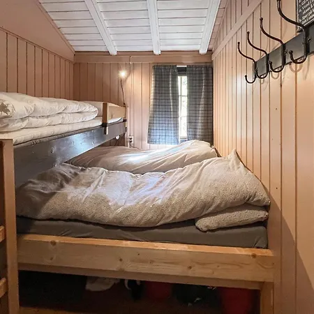 Feriehus Cozy In Vinje With Wifi